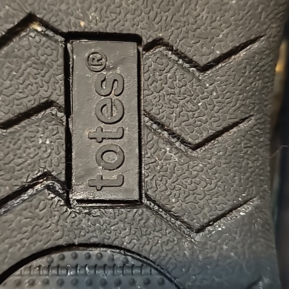 Totes Laura 9 M Winter Boots - Picture 8 of 8